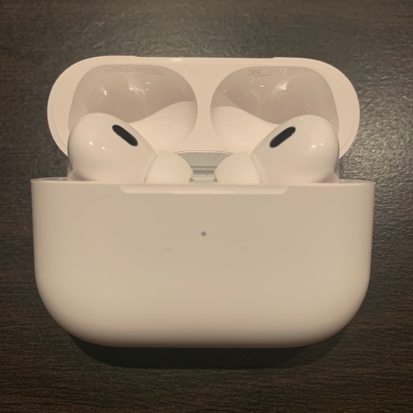 Apple Airpods 2nd Gen with ANC (unused)